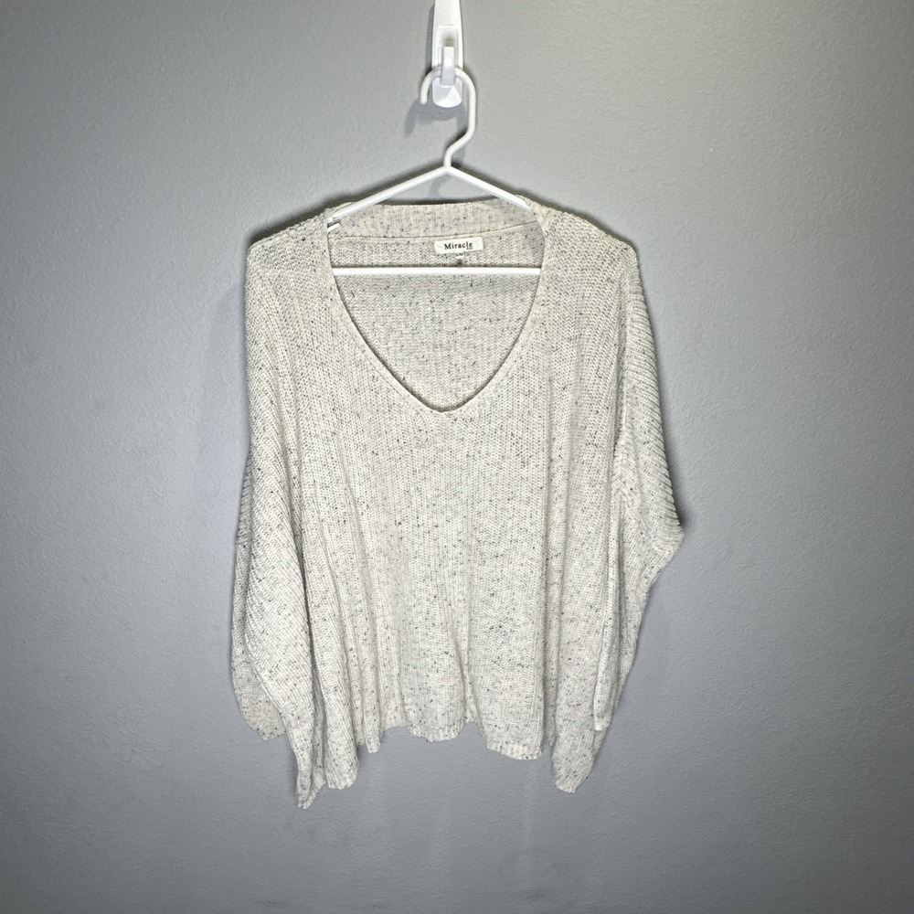 Miracle USA Cream Flecked Knit V Neck Oversized Sweater Top Size small Medium